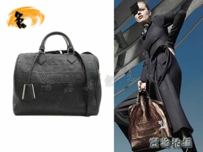 M95816 LV�¿�Ů��  LVб��� LV����� LV��ͷ�� LVѹ��