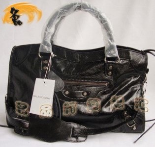 084332 BALENCIAGA���¿��ɫţƤʱ��Ůʿ����� �������һ����� б���