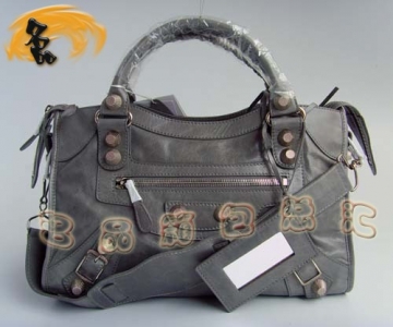 084332A ר��Ʒ�� BALENCIAGAʱ������Ůʿб��� �������һ����� �����