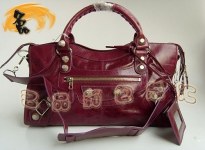 084328A ��������ʱ������� BALENCIAGA��������� ���¿�����Ůʿб���
