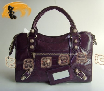 084332A ������������ɫţƤ����� BALENCIAGA��������� ����Ůʿб���