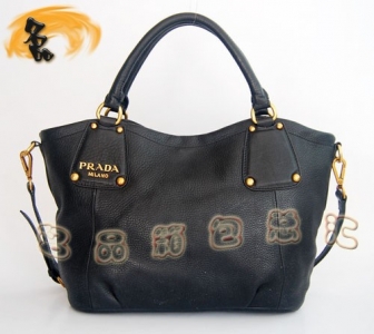 80057 ��ƷƷ�� Prada�¿�ȫƤб��� ����������� PradaŮ�� ��ɫ