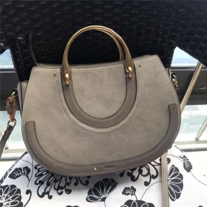 Chloe ޢ�� 17�¿� Pixie���Ů�� ţƤƴĥɰ ������ ǳ��ɫ