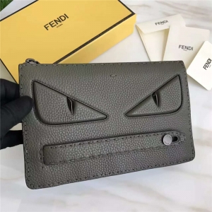 FENDI �ҵ� 351  ��ѡСţƤ��֦��С��ħѹ������BAG BUGS�۾����ð� ����ɫ