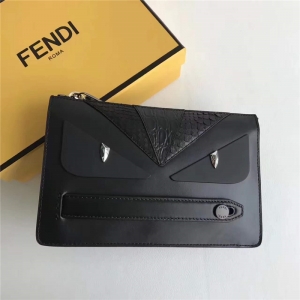 FENDI �ҵ� 355 ������BAG BUGS�۾�ͼ����Ƥ����Ƥ�������ð� ��ɫ
