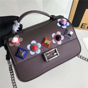 FENDI 1765 17�¿�СţƤ��ɫí���� ���濪�� ˫F�������� ��ƴ��ɫ