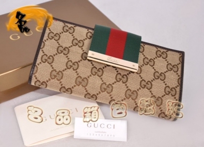 181668 Gucci���¿� ʱ����ʿ����Ǯ�� GucciǮ�� ����˫G����Ǯ�� �������ɫ