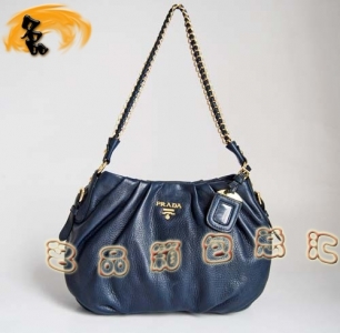 80060 ԭ��һ��һƷ�� Prada���¿� ���ڸߵ�ţƤʱ��Ů�� Prada����� ����ɫ