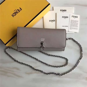 Fendi �ҵ� 0252 СţƤ ��ų���Ƥ�� ������ �ɲ�ж�������