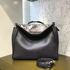 FENDI �ҵ�Ů�� Ƥ�� �������ᵥ�������� ��ɫ