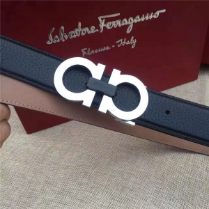 Salvatore Ferragamo ������ĽƤ�� ��װ���� �������п� �ڴ���LOGO