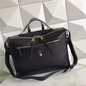 FENDI �ҵ� 2522 ��ɫСţƤ ���Գ����� ���μ米��