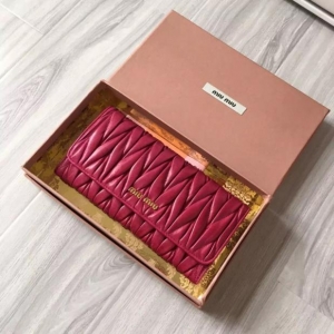 miumiu���������Ǯ�� 2017��������Ǯ��