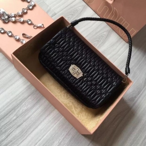 Miumiu 2017�����¿��Ů�� �������ʯ���� б���