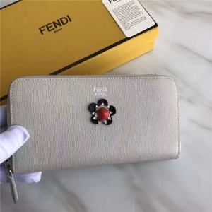 FENDI �ҵ� СţƤCRAYONS 2017�¿� װ��˫ɫƤ�ﻨ�䳤��Ǯ�� �ۻ�ɫ