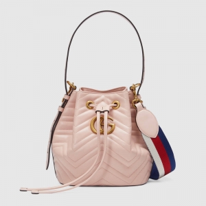 476674 GG Marmont笷���ƤˮͰ�� GucciˮͰ�� GucciŮ�� ǳ��ɫ