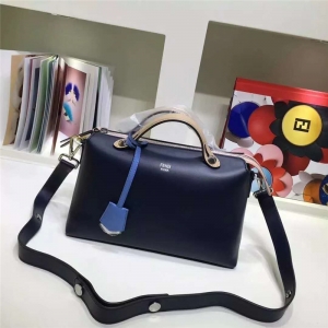 149S FENDI �ҵ� 2017�¿� ����СţƤ ƴɫ��ʿ���������� ����ƴ����