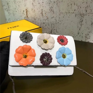 7346 FENDI �ҵ� ƴɫ����װ�� ����СţƤ ������� ��ɫ