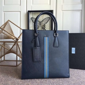 2VE083 Prada������ 2018�¿� ʮ��������� Prada��ʿ���İ� ��ɫ