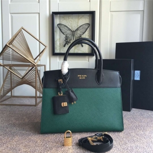 lBA047 Prada������ СţƤ ƴɫƴƤ ������ ��ɫ 