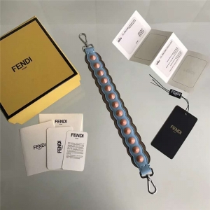 825 Fendi�ҵ� ƴɫ��� ��ɫ׶��í�� �Ųʶ̼�� ��ƴ��