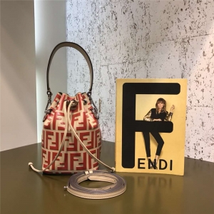 023 Fendi�ҵ� MON TR��SOR ѹӡF���� ����ˮͰ�� ��ɫ