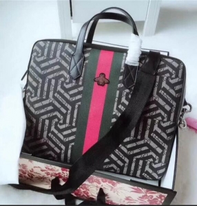 387102 GUCCI�а� �ʲ�İ� �ų������ ������ ��ľɫ