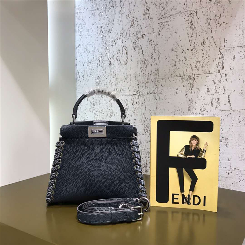 3105S FENDI�ҵ� MINI ��Ե��Ƥ��֯װ�� ��֦��ţƤ����� �ڻ�ɫ