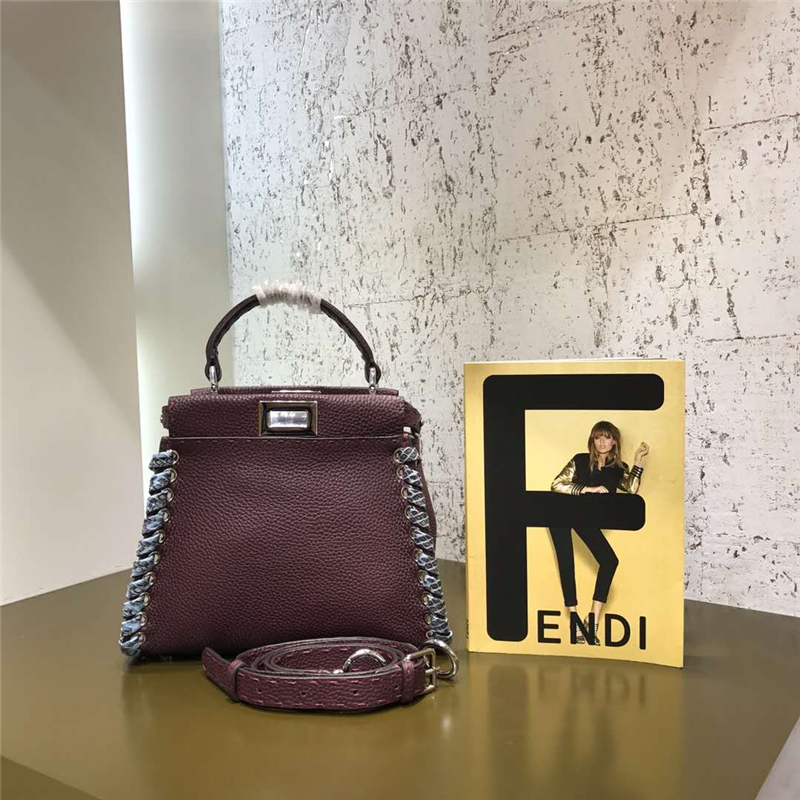 3105S FENDI�ҵ� MINI ��Ե��Ƥ��֯װ�� ��֦��ţƤ����� ��ɫ