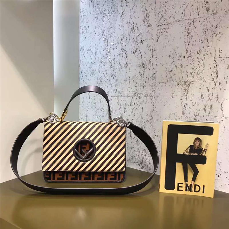2819 FENDI�ҵ� KANI�ִ� ˫ɫ��ëƴ�� �����ִ� ��ƴ��