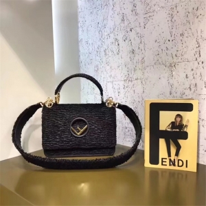 2813 FENDI�ҵ� KAN I�ִ� �޲����� ԭ������� �ҵ�Ů�� ��ɫ