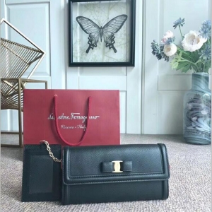 22D154 Ferragamo������Ľ Vara������ ������ţƤ ���Ƿ�ʽǮ�� ��ɫ