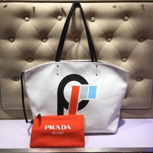 1BG022 PradaŮ�� �����ﹺ��� ������Ů�� Prada���а� ӡ������