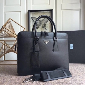 0366B Prada�а� ����ţƤ ��ʿ���İ� �������а� Prada����� ��ɫ