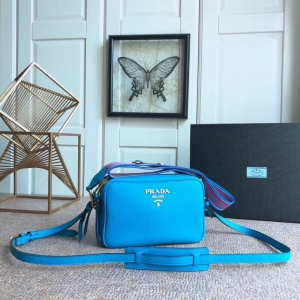 1BH082 pradaŮ�� �����ﵥ��� prada2018�¿� �����ﵥ��б��� ��ɫ