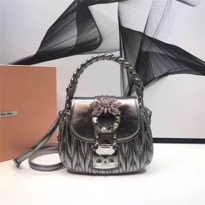 5BH111 MIUMIUר����Ʒ С��Ƥ С�� ��ˮ��װ�δ��� ���ᵥ��� ��ɫ