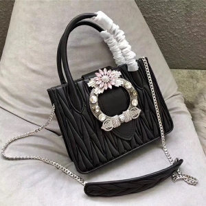 5BA081 ר���¿� MIU LADY С��Ƥ ��ˮ������װ�� ������ ��ɫ�׿�
