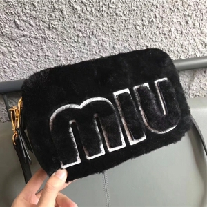5BH084 MIUMIU���� Big logo ���ë ˫���� �ְ�б��� ��ɫ