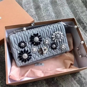 5BH097 MIUMIU ר���¿� ����С��Ƥ ������ʯ ������ ��ɫ