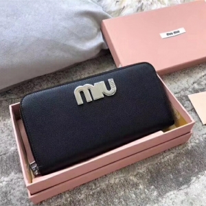 5ML506 MIUMIU ר������ ɽ��Ƥ ��LOGO ����Ǯ�� ��ɫ