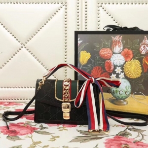 524405 GUCCI Sylvie�¿� ˿��ƴƤ ������֯�� ����Ů�� ��ɫ