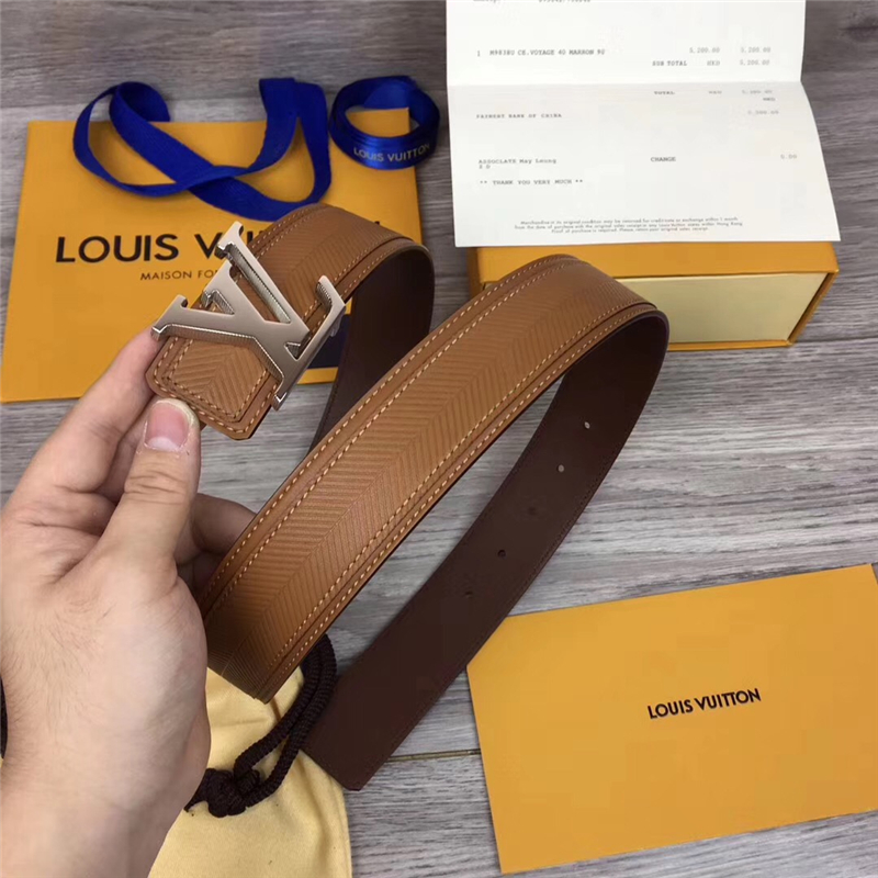 M9911 LV ·������ ԭ����Ʒ ˫����� СV��ѹ�y LVƤ�� �̲�ɫ