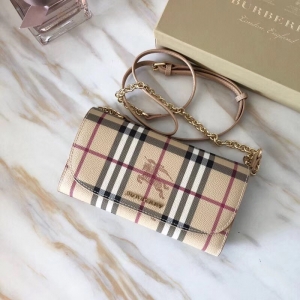 40732211 Burberry Vintage���� ƴƤ�� ս��ӡ�� ����Ǯ�� ��ɫ