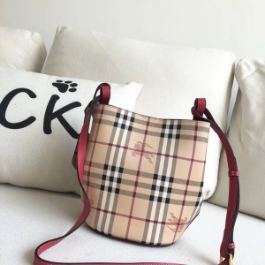 Burberry�ͱ��� Haymarket���� ս��ӡ�� ƴɫƤ�� ˮͰ�� ����