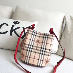 Burberry�ͱ��� Haymarket���� ս��ӡ�� ƴɫƤ�� ˮͰ�� ���