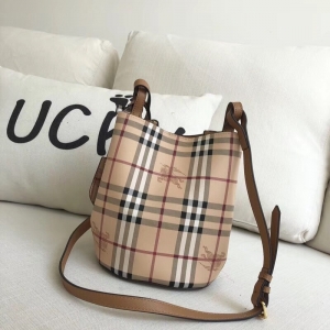 Burberry�ͱ��� Haymarket���� ս��ӡ�� ƴɫƤ�� ˮͰ�� ǳ��