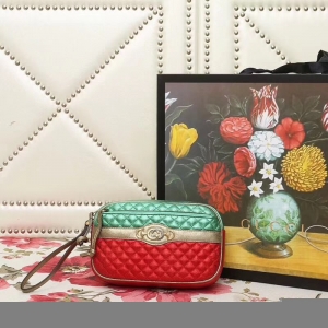 540985 GUCCI 2018���� ΢�����С��Ƥ ƴɫС���� ��ƴ��