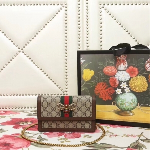 476079 CucciŮ�� �ų۰��� Queen Margaretϵ�� ������ִ� ��ɫ��