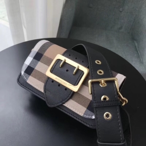 BurberryŮ�� �ͱ���Ů�� ������Ӱ� �ͱ������ Burberry����� ��ɫ