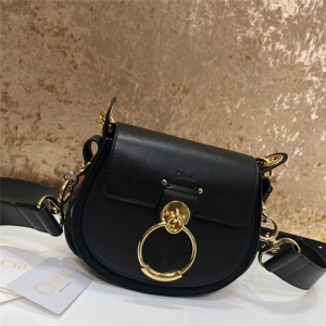 Chloe ������ ChloeС���� Tess�ִ� СţƤ��Ƥ ChloeŮ�� ��ɫ